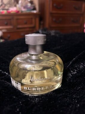 Eau de Parfum Burberry Weekend 3.3 oz Bottle